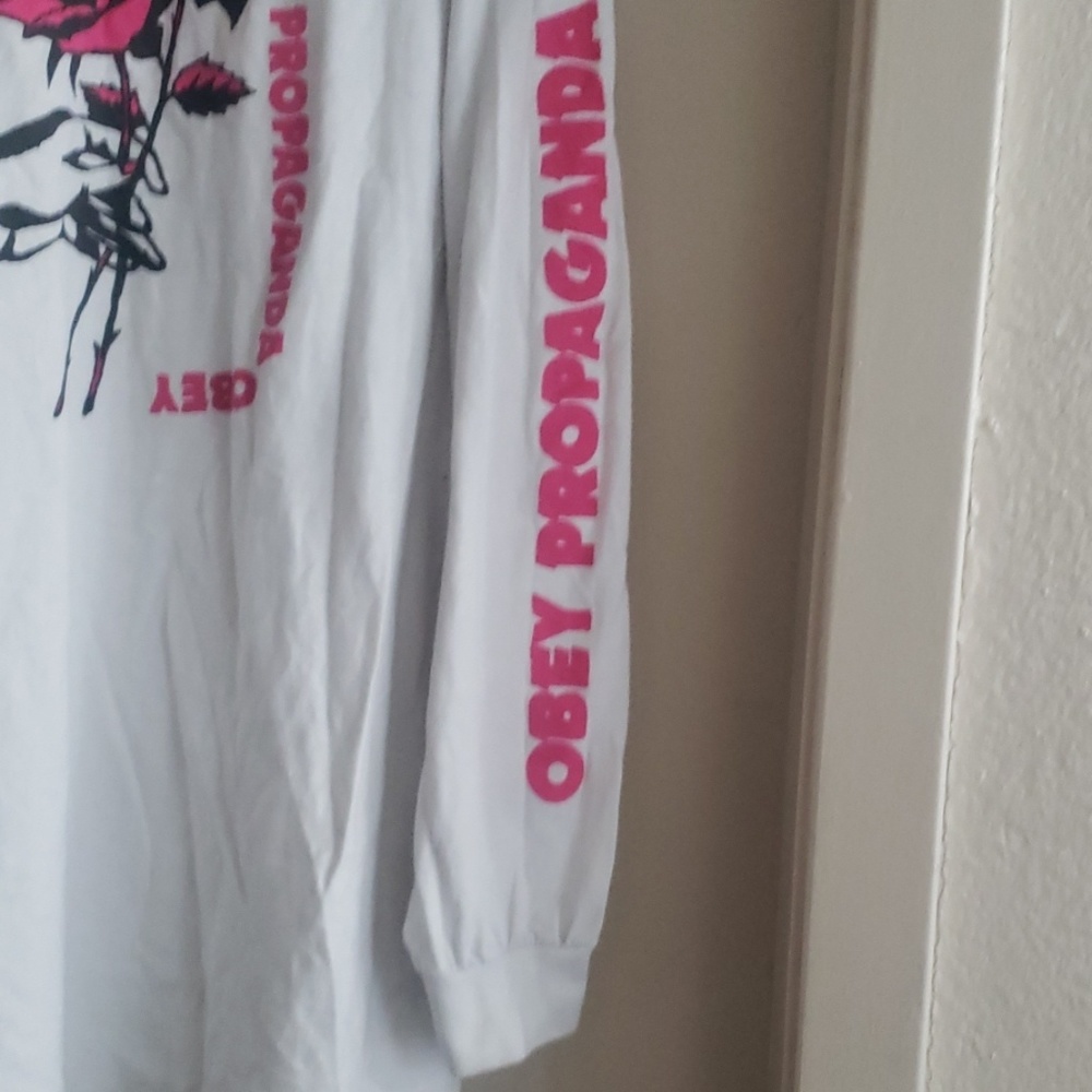 RARE!😲OBEY PROPAGANDA😲graphic shirt 90's - Picture 6 of 6